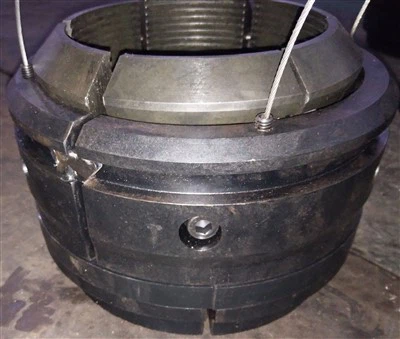 Percha para carcasa